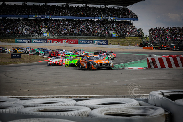 24h_2019_Dominik_Blase_SPORTTOTAL_300dpi-1630 | Motorsport-Fotografie: DTM, 24h Nürburgring und GT-Action in hochauflösenden Bildern. Entdecke packende Rennmomente & Impressionen direkt aus der Boxengasse. - Realisiert mit Pictrs.com