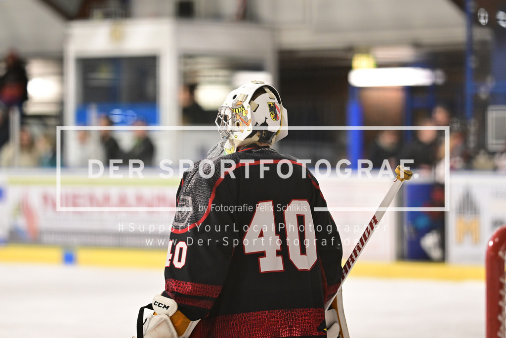 Eishockey I Frauen I Saison 2023-2024 I Testspiel I TuS Harsefeld Tigers - Crocodiles Hamburg I 05074 | Der Sportfotograf. - Realized with Pictrs.com