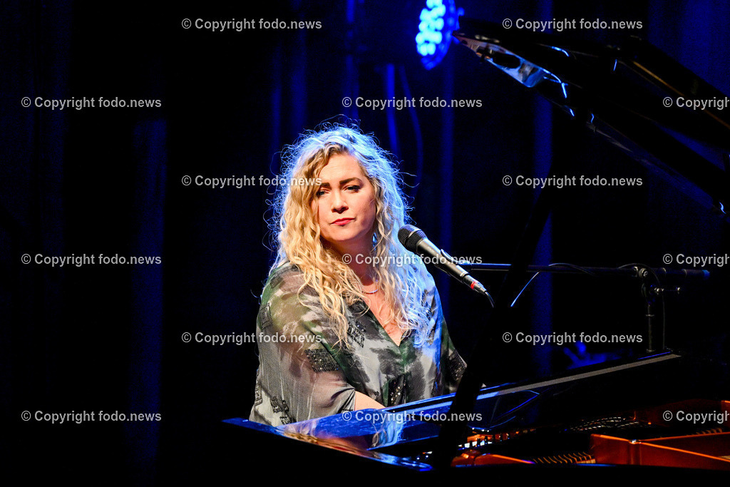 Posthof_ Lylit_ Konzert_ 13.01.2024-9 | 13.01.2024, Linz, AUT, Posthof, Konzert Lylit, im Bild Lylit (Musikerin, Eva Klampfer aus Salzburg)