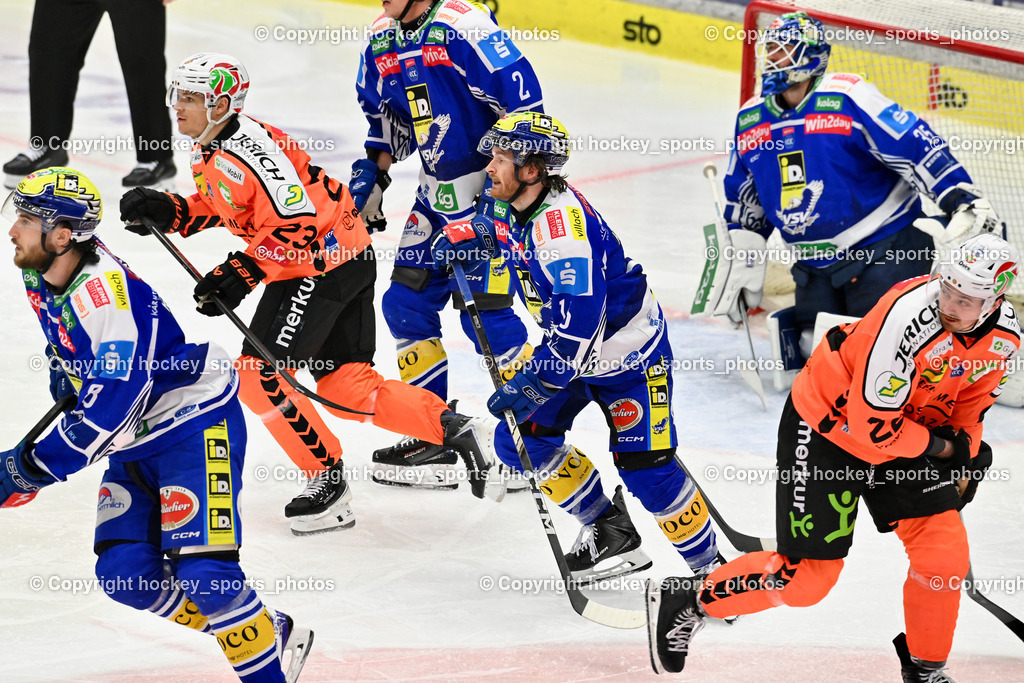 EC IDM WÄRMEPUMPEN VSV vs. MOSER MEDICAL GRAZ99ERS | #8 Maximilian Rebernig EC VSV, #23 Kevin Roy Graz 99ers, #16 Kevin Hancock EC VSV, #35 Joe Cannata EC VSV, #22 Kevin Conley Graz 99ers, EC IDM WÄRMEPUMPEN VSV vs. MOSER MEDICAL GRAZ99ERS, EC IDM WÄRMEPUMPEN VSV vs. MOSER MEDICAL GRAZ99ERS am 12.03.2026 in Villach (Stadthalle Villach), Austria, (Photo by Bernd Stefan)