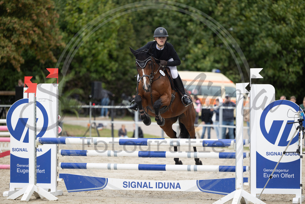 994A2331 | sabrinanicolaifotografie - Realisiert mit Pictrs.com