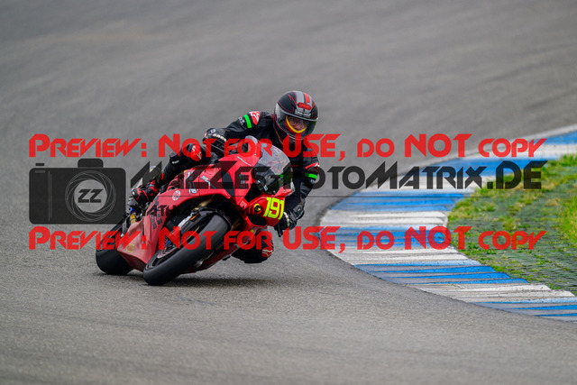 MaZZes_FotoMatrix_240521_6007705_1691 | ROT