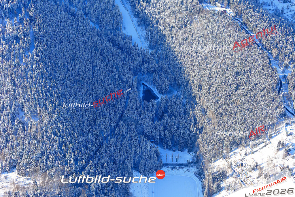 Die Luftaufnahme Steinach - Sonneberg wurde vom UL-Flugzeug (keine Drohne) aus fotografiert.Hohe Druck- Auflösung-die Geschenkidee!