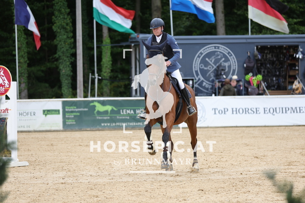 0P6A8165 | Willkommen bei Brunnmayr - Design & Fotografie – Ihrem Spezialisten für Reitturniere und Pferdeveranstaltungen in Oberösterreich, Salzburg und Bayern! Seit über 17 Jahren sind wir leidenschaftlich dabei.