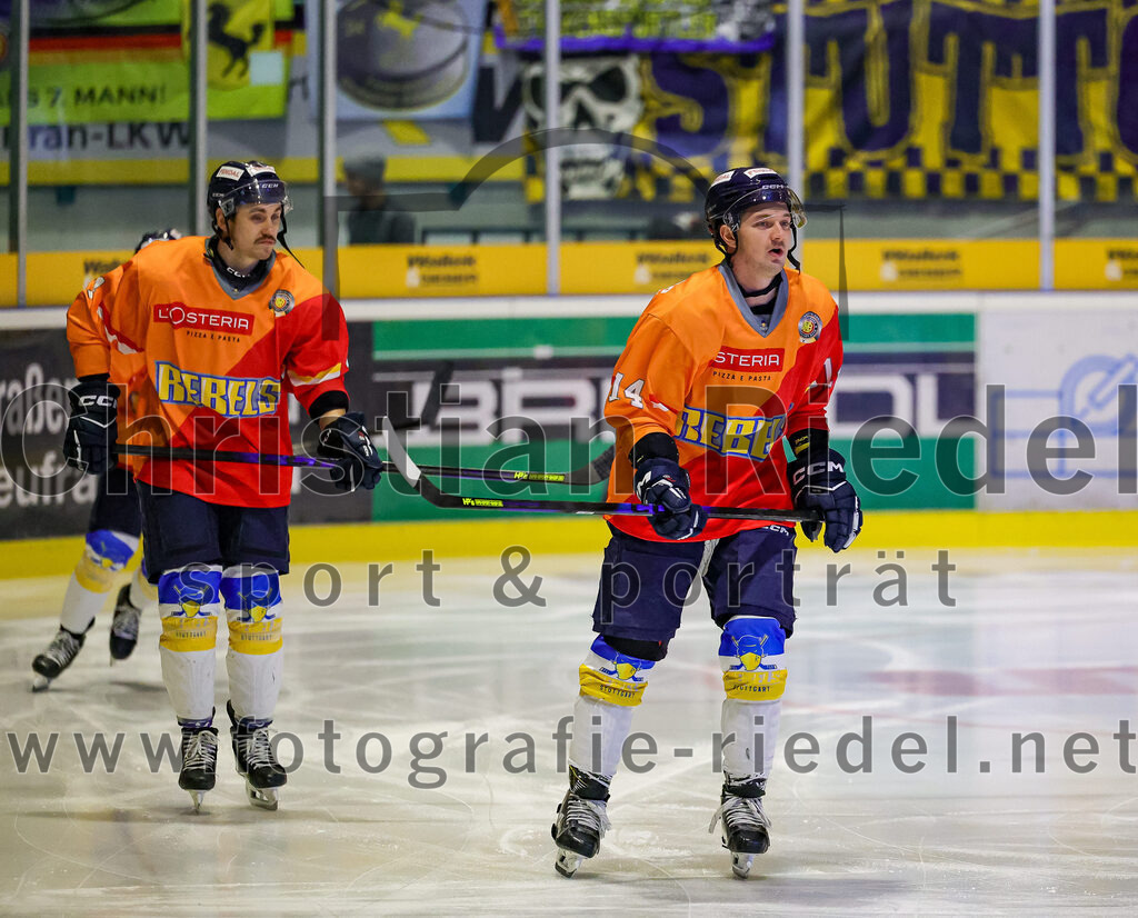 2025-12-05_003_TSV_Erding_gegen_Stuttgart_Rebels | Erding, Deutschland, 05.12.2025:Eishockey, Oberliga Süd 2025 / 2026, 23. Spieltag, TSV Erding gegen Stuttgart Rebels, Endergebnis: 5:6Jayden Lammel (Stuttgart Rebels, #14)Foto: Christian Riedel / fotografie-riedel.net