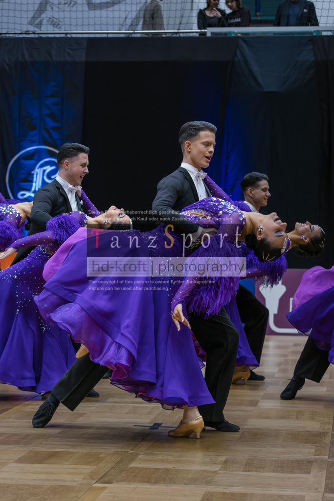 20260110_1BL_Std-Formationen_0620 | Tanzsportbilder, Standardtanz, Lateintanz, WDSF, DTV, LTVB, dancecomp, goc, hessen tanzt, blaues band der spree, walzer, tango, wiener walzer, slowfox, quickstepp, samba, rumba, cha-cha-cha, paso doble. jive, hd-kroft photography, turniertanzsport