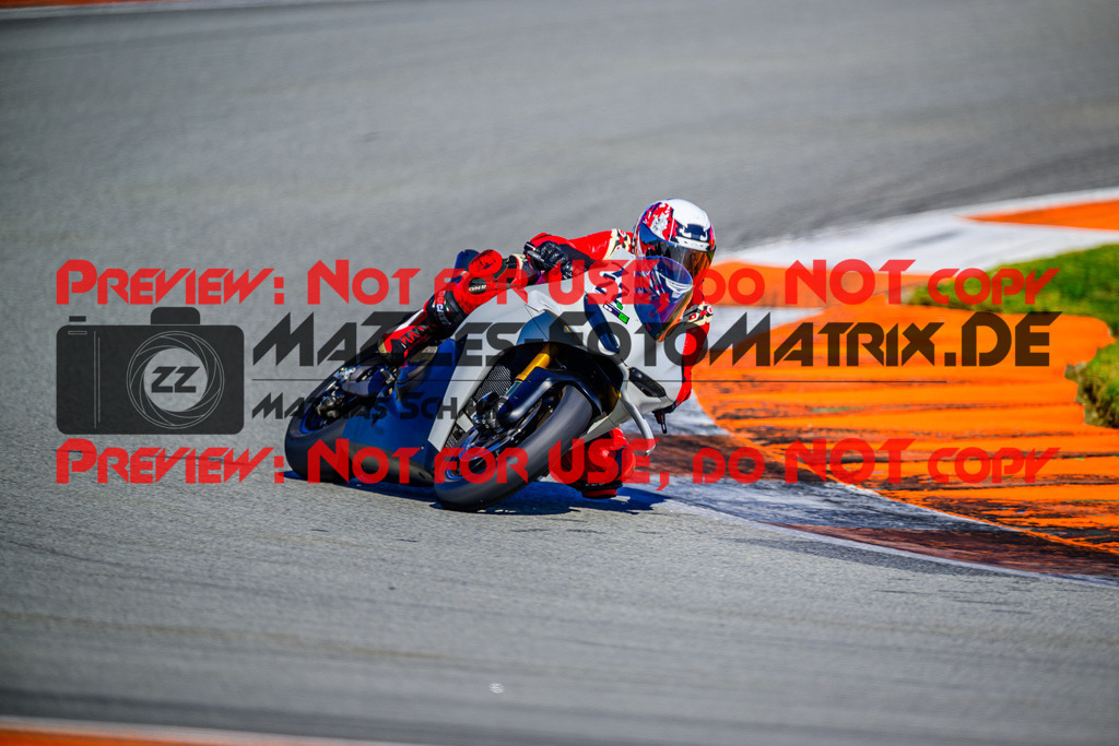 MaZZes_Fotomatrix_20260327_6007705_4086 | GRUEN