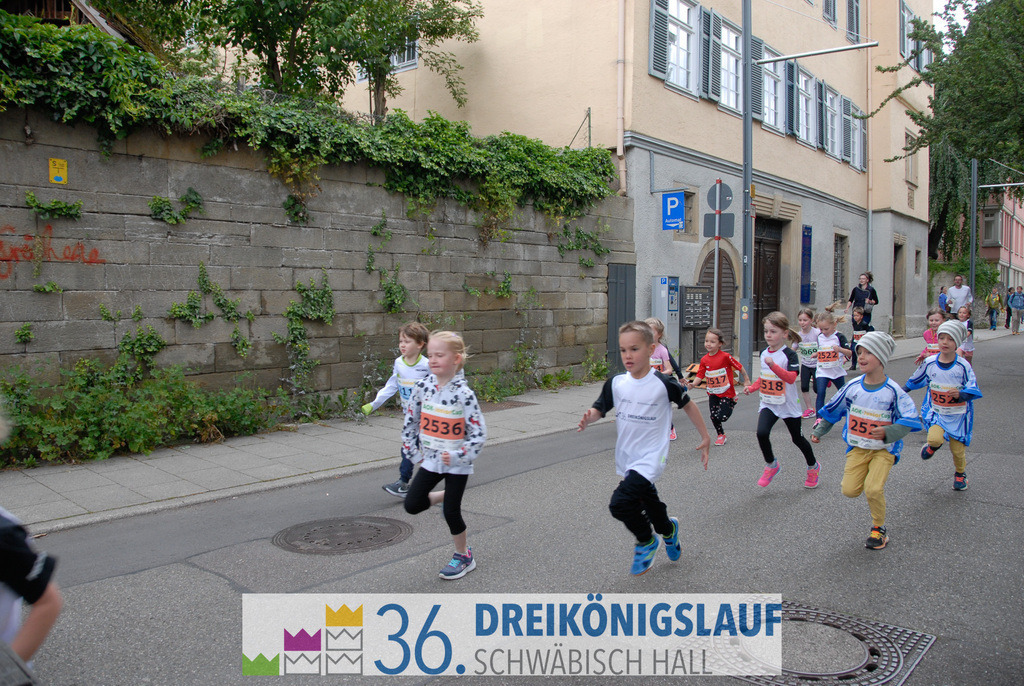 AOK Junior Cup 400m | 3Königslauf 2022 AOK Junior Cup 400m - Realisiert mit Pictrs.com