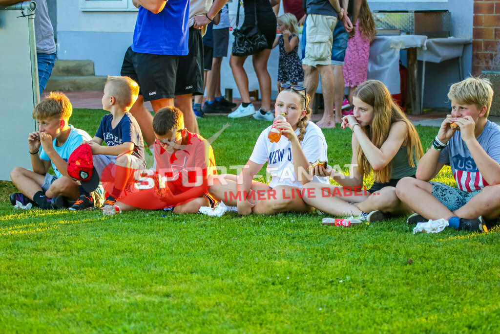 ASKÖ Wölfnitz - WSG Radenthein 2-2, Unterliga West | Kinder Burger ASKÖ Wölfnitz - WSG Radenthein 2-2 am 20.08.2023 in Wölfnitz
(Sportplatz), Austria, (Photo by Ernst Krawagner sport-fan.at) - Realisiert mit Pictrs.com