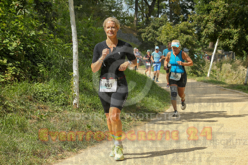 250824_1412_EX1_5348 | Sportfotografie im Rhein-Sieg Kreis, Köln, Bonn, NRW, Rheinland Pfalz, Hessen, etc. Unser Tätigkeitsfeld umfasst den Laufsport vom Volkslauf über den Marathon, Duathlon, Triathon bis zum Ultralauf wie Kölnpfad Ultra oder Schindertrail.
