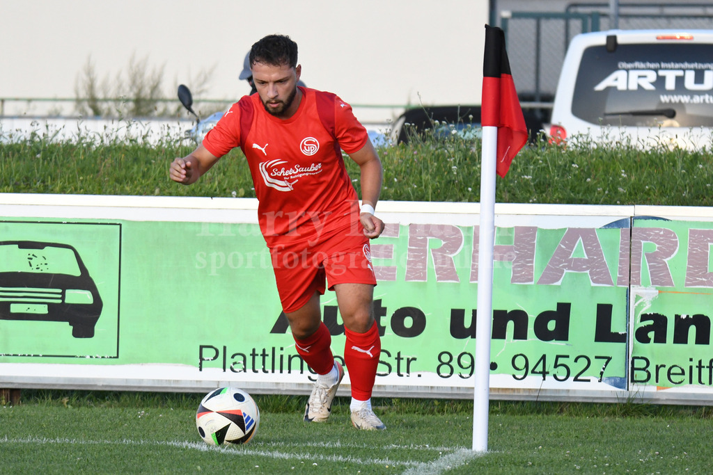 SpVgg Plattling | Jan Karabas (SpVgg Plattling) - Realisiert mit Pictrs.com