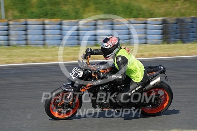 2025_05_12_PBK_17000 | Sportfotografie; SlowMotion; Video; Rennstrecke; Hafeneger; Speer; Racing; RSE; BMW; CBO; Trackday; Motorsportarena; Hockenheimring; Brno; Most; Barcelona; Valencia