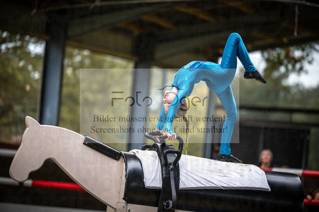 DOS_0323 | Entdecke hochwertige Reitturnierfotos von Foto Oger. Professionell, emotional und authentisch – jetzt Lieblingsmomente im Shop bestellen.Deutschlandweite Turnierfotografie. - Realisiert mit Pictrs.com