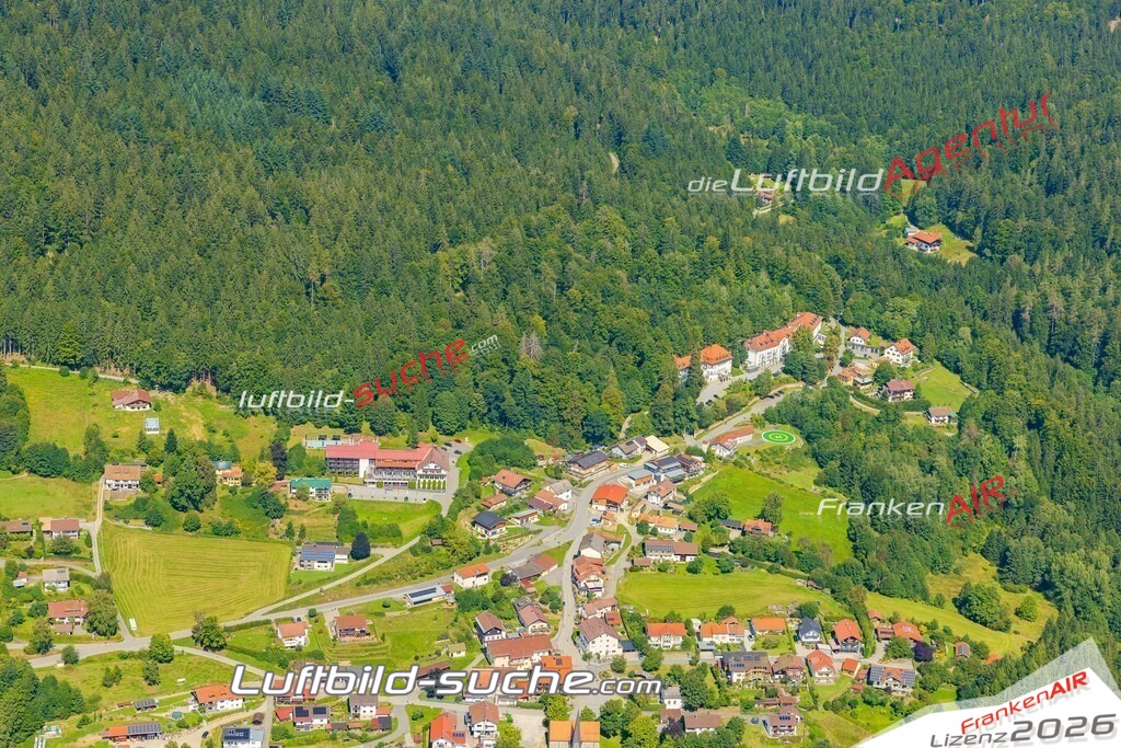 Schrägluftbild  Rabenstein  Zwiesel - Das Luftbild wurde 2025 vom UL-Flugzeug heraus erstellt ( keine Drohne ) - Hochauflösende Luftaufnahme -Nicht vergleichbar mit Google Maps oder Satelittenbilder- Die Geschenkidee !Mit Lizenz und Bildrechte bestellbar