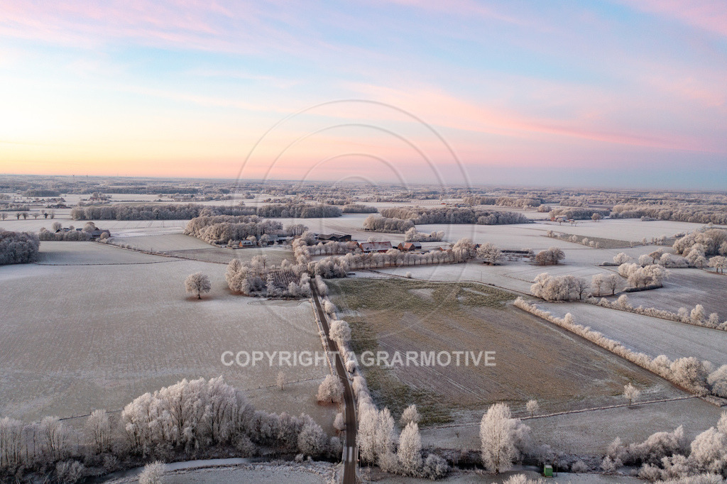 20221218-DJI_0007 | Luftbilder einer Winterlandschaft zum Sonnenaufgang - Realisiert mit Pictrs.com