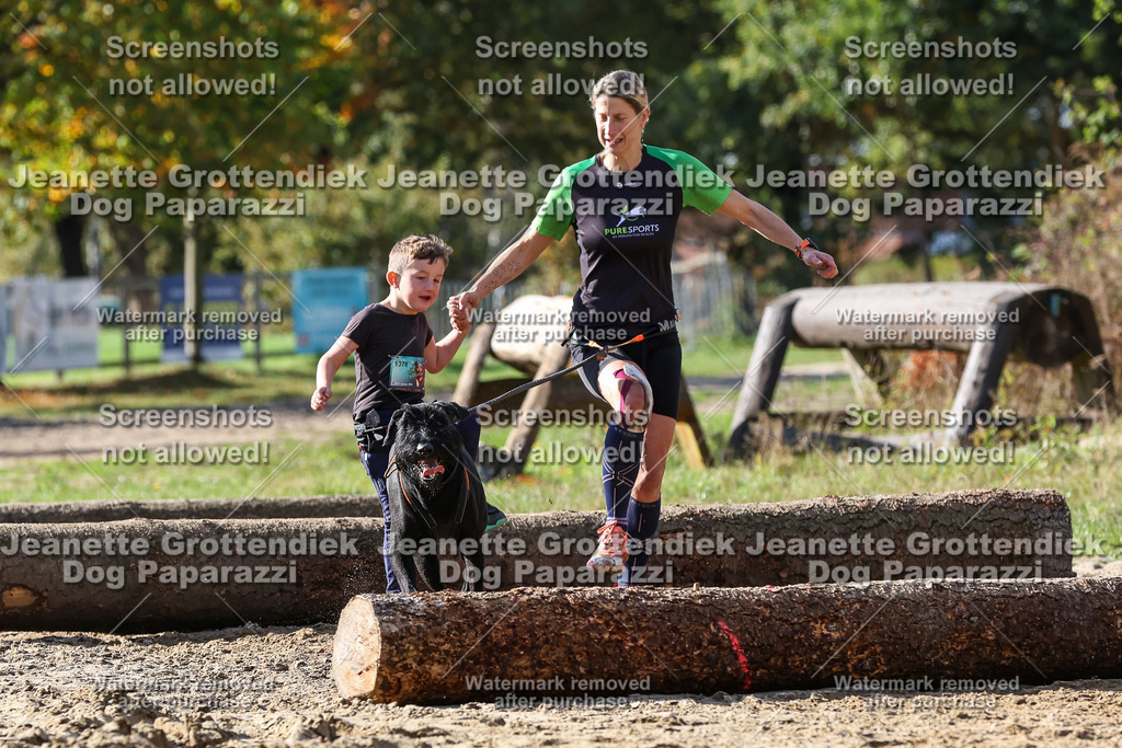 Dog Paparazzi - Strongdog 10-25-4891 | Dog Paparazzi Jeanette Grottendiek Fotografie & Videografie - Realisiert mit Pictrs.com