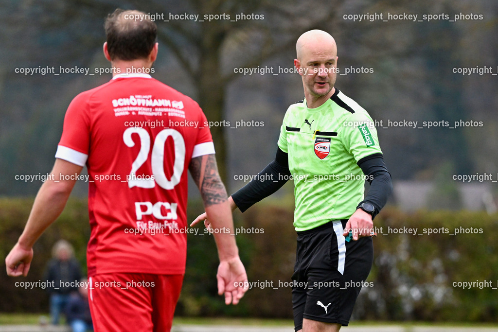 SV Rothenthurn vs. Union Matrei | #20 Andreas Allmayer SV Rothenthurn, Jan Lap Referee, SV Rothenthurn vs. Union Matrei, SV Rothenthurn vs. Union Matrei am 09.11.2024 in Rothenthurn (Sportplatz Rothenthurn), Austria, (Photo by Bernd Stefan)