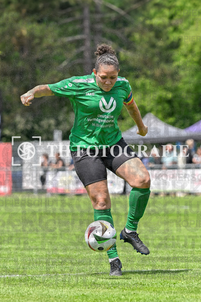GER, FC Hauingen - SV Waldhaus, Frauen-Fussball, Rothaus Bezirkpokal, Finale, Saison 2024/2025, 29.05.2025 | Fabiane Priscila Leite de Souza (SV Waldhaus, #12)GER, FC Hauingen - SV Waldhaus, Frauen-Fussball, Rothaus Bezirkpokal, Finale, Saison 2024/2025, 29.05.2025Foto: TH Fotografie/Thomas Hess