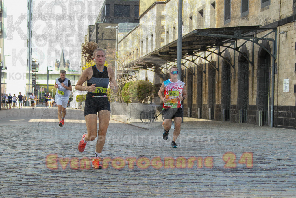 250920_1451_EV4_7312 | Sportfotografie im Rhein-Sieg Kreis, Köln, Bonn, NRW, Rheinland Pfalz, Hessen, etc. Unser Tätigkeitsfeld umfasst den Laufsport vom Volkslauf über den Marathon, Duathlon, Triathon bis zum Ultralauf wie Kölnpfad Ultra oder Schindertrail.