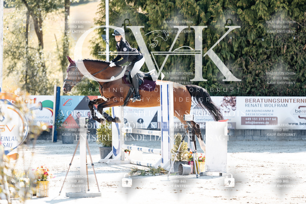 CK905062 | Turnierfotografie Pferdefotografie Trier Rheinland-Pfalz Pferdesport Reitsport Tierfotografie Sportfotografie Pferdevideo Pferdevideografie Equestrianvideography equestrianphotography  - Realisiert mit Pictrs.com