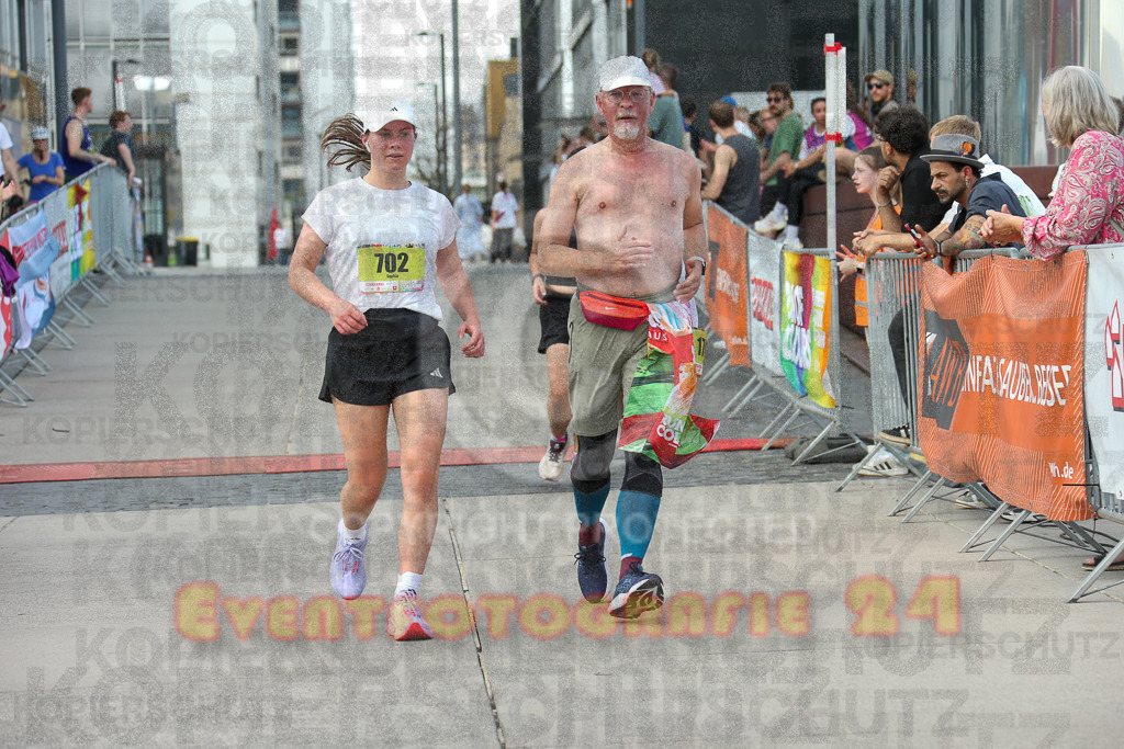 250920_1507_EX1_8386 | Sportfotografie im Rhein-Sieg Kreis, Köln, Bonn, NRW, Rheinland Pfalz, Hessen, etc. Unser Tätigkeitsfeld umfasst den Laufsport vom Volkslauf über den Marathon, Duathlon, Triathon bis zum Ultralauf wie Kölnpfad Ultra oder Schindertrail.