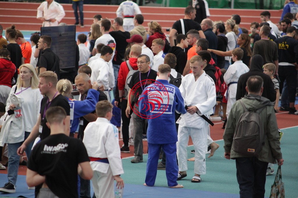 IMG_4434 | Fotos vom Adler Cup - Pictures from Adler Cup

Hier findet Ihr alle Eindrücke und großen Momente der Adler Cup Wochenenden. Here you will find all impressions and great moments of the Adler Cup weekends. - Realisiert mit Pictrs.com