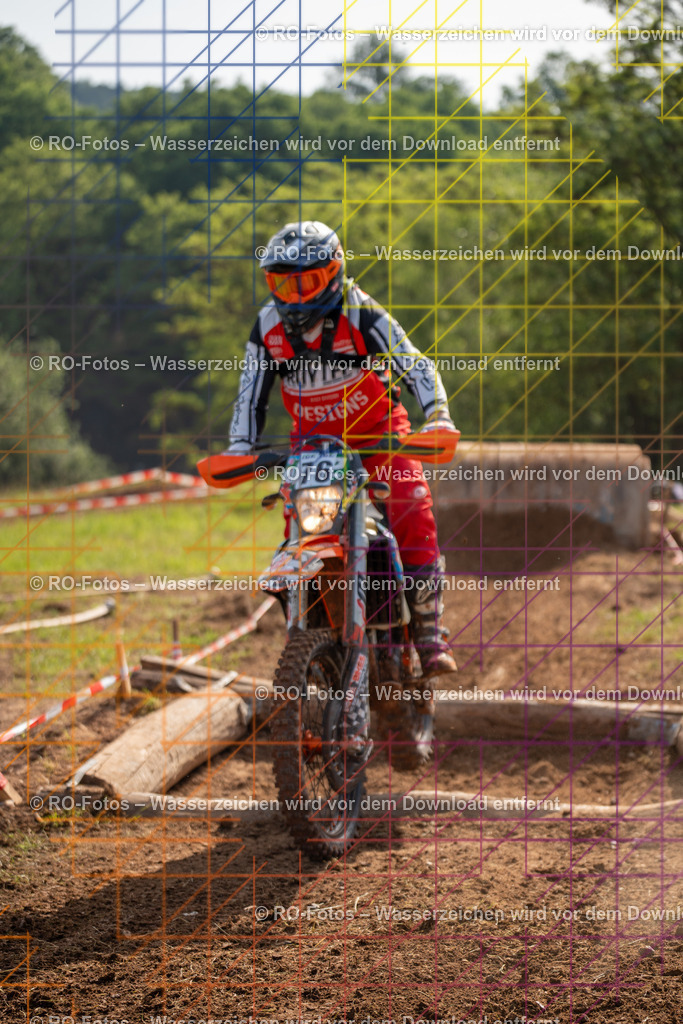Wolfshausen 4 Lauf -309 | Sportfotografie von RO-Fotos: Motorsport, Motocross, Enduro, Laufveranstaltungen und Triathlon. Professionelle Fotos von Sportlern und Events. - Realisiert mit Pictrs.com