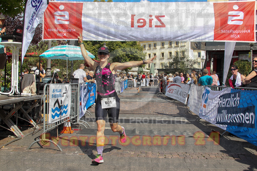 250824_1449_EV4_2247 | Sportfotografie im Rhein-Sieg Kreis, Köln, Bonn, NRW, Rheinland Pfalz, Hessen, etc. Unser Tätigkeitsfeld umfasst den Laufsport vom Volkslauf über den Marathon, Duathlon, Triathon bis zum Ultralauf wie Kölnpfad Ultra oder Schindertrail.