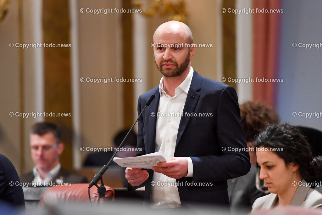 Landhaus Linz_ Promenade_ Landtagssitzung_ 26.01.2023-16 | 26.01.2023, Landhaus Linz AUT, Promenade, Landtagssitzung, im Bild Severin Mayr (Die Gruenen, Klubobmann)