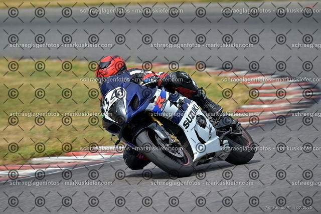 25bt05-1656 | markuskiefer.com - Realisiert mit Pictrs.com