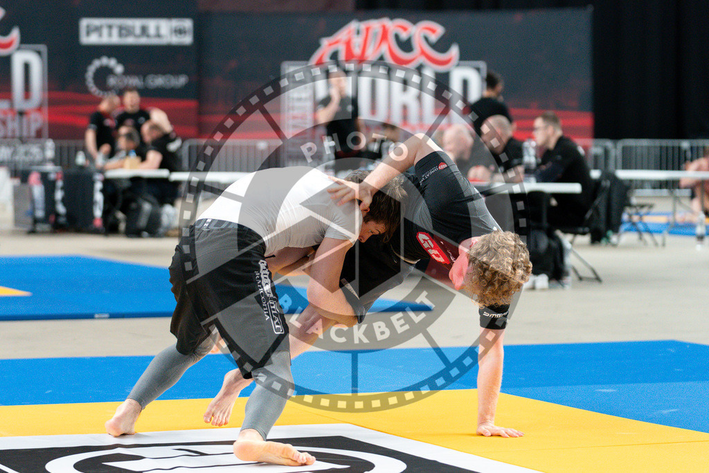 20250517PBB0525 | Athletes compete during the first day of the ADCC Amateur World Championship on May 15, 2025 in Warsaw, Poland. © Chiara Dazi / photoblackbelt