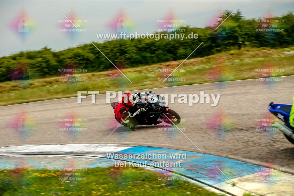 Chambley Juli-1353 | Hier findet Ihr Bilder von Touristenfahrten auf der Nürburgring Nordschleife oder von anderen Veranstaltungen die ich besucht habe. Viel Spass beim Durch Schauen 