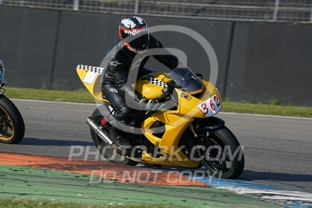 2022_05_09_PBK_25297 | Sportfotografie; SlowMotion; Video; Rennstrecke; Hafeneger; Speer; Racing; RSE; BMW; CBO; Trackday; Motorsportarena; Hockenheimring; Brno; Most; Barcelona; Valencia