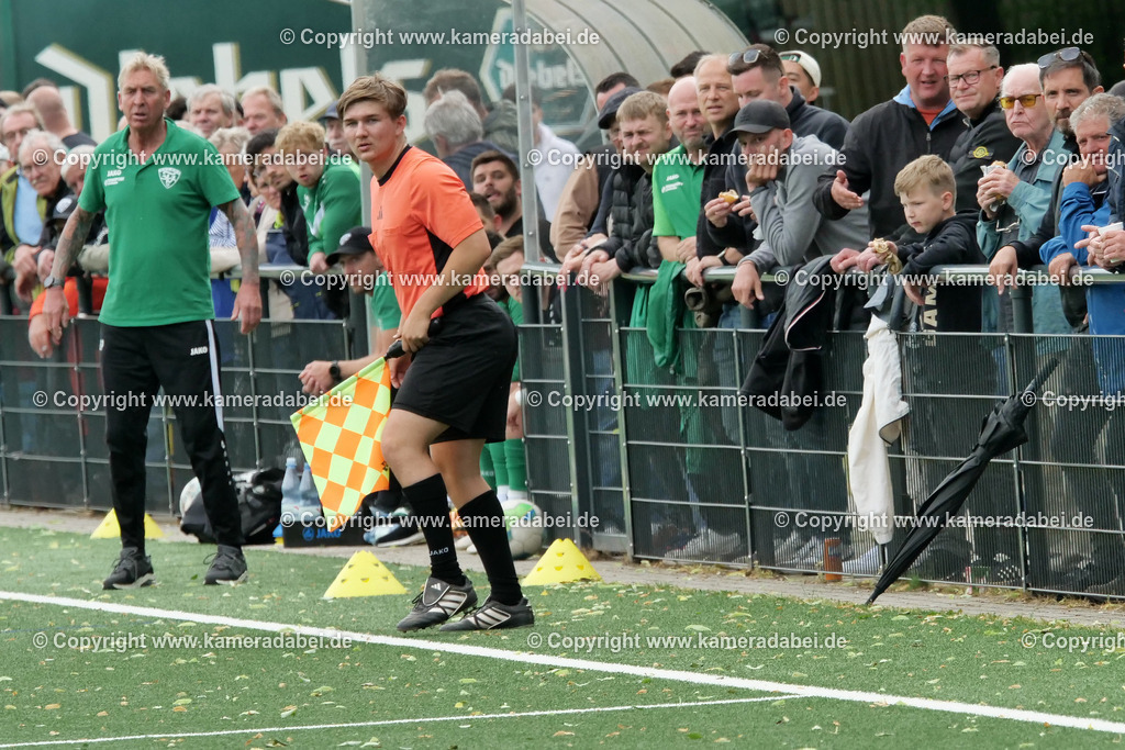 Fußball : Bezirksliga : TV Voerde - FC Sterkrade 72 | Fußball : Bezirksliga : TV Voerde - FC Sterkrade 72 am 25.05.2025 in Voerde - Realisiert mit Pictrs.com