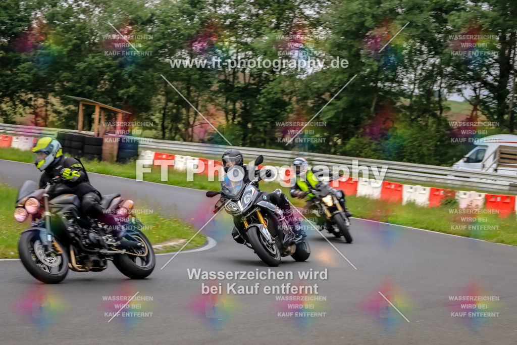 VBK-6204 | Hier findet Ihr Bilder von Touristenfahrten auf der Nürburgring Nordschleife oder von anderen Veranstaltungen die ich besucht habe. Viel Spass beim Durch Schauen 