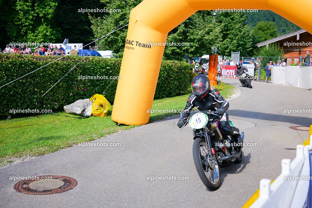 P1025984 | Erleben Sie atemberaubende, hochqualitative Fotos Ihrer Fahrt entlang der malerischen Alpenstraßen. Besuchen Sie alpineshots.com, um professionelle Aufnahmen Ihrer unvergesslichen Reise zu finden und zu kaufen - Realisiert mit Pictrs.com