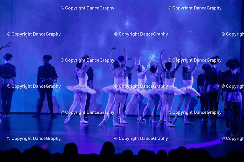 GPHY1748 | DanceGraphy - Realisiert mit Pictrs.com