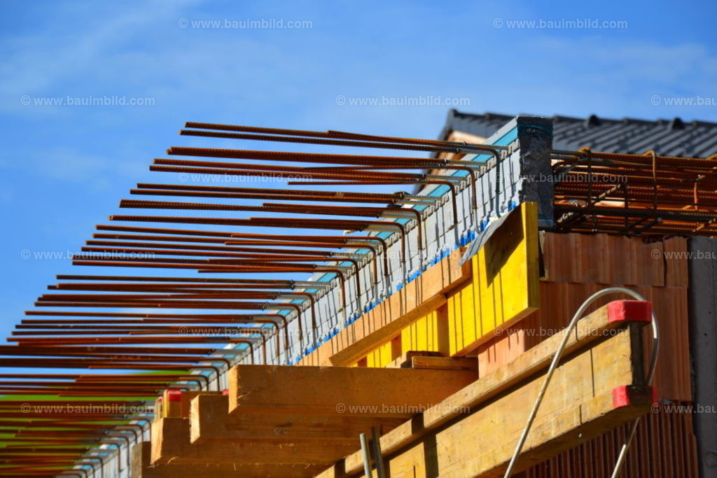 bib-lg04-betonarbeiten-0277 | Nach LV-Leistungsgruppen sortierte Detailfotos über den Bau eines Hauses. Alle Hausbau-Bilder direkt vom Urheber und Autor der Website Haus-Selber-Bauen.com