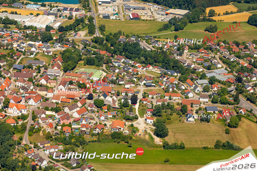 Das Luftbild der Stadt Kellmünz an der Iller wurde 2022 vom Flugzeug heraus erstellt (keine Drohnen-Aufnahmen) Aufnahmehöhe ca.450 Meter- hohe Bildauflösung und Druck-Qualität. Garantiert!
