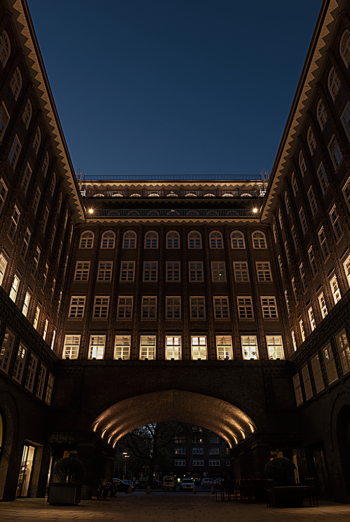 Hamburg_2011-0741_2_3_tonemapped | MiBArts Photography - Realisiert mit Pictrs.com
