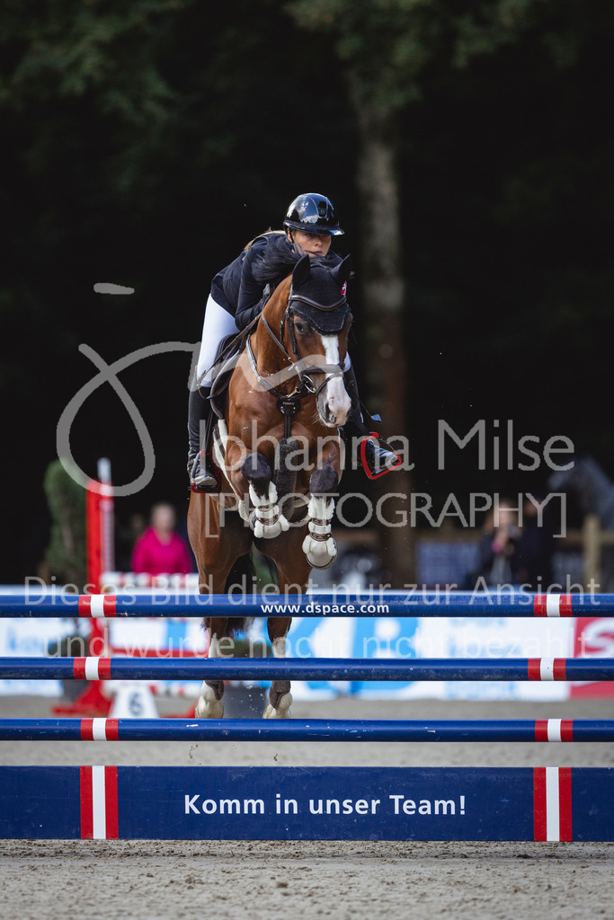 240912_OWLCh_AmateurS-207 | Deine schönsten Turniermomente als professionelle Fotos! Entdecke hochwertige Pferdesport-Fotografie im Online-Shop. Jetzt Fotos finden & bestellen!