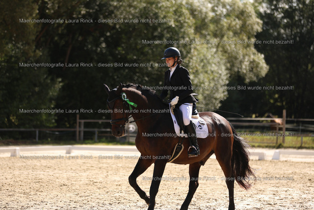 HG9A0387 | laurarinckfotografie - Realisiert mit Pictrs.com