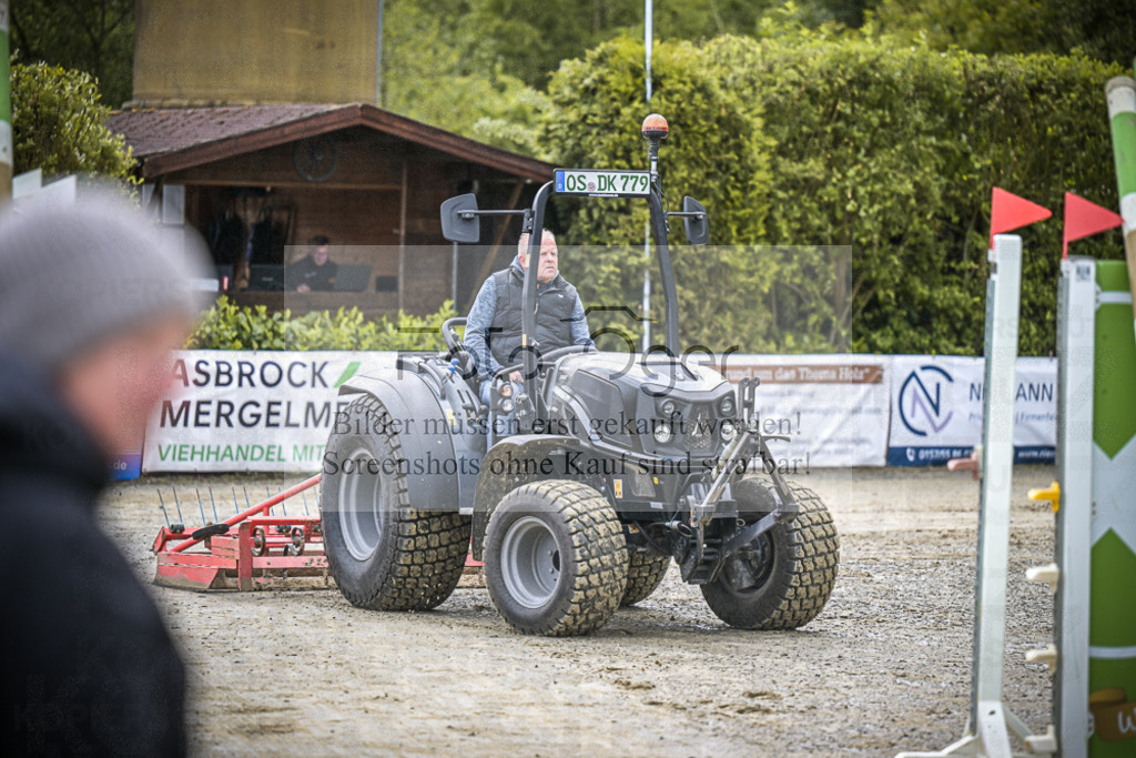 DOS_2277 | Entdecke hochwertige Reitturnierfotos von Foto Oger. Professionell, emotional und authentisch – jetzt Lieblingsmomente im Shop bestellen.Deutschlandweite Turnierfotografie. - Realisiert mit Pictrs.com
