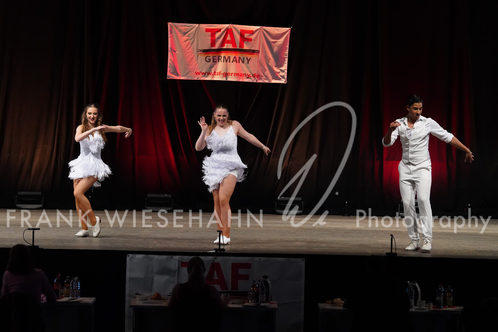 FW702183 | FRANK WIESEHAHN MEDIA - Realisiert mit Pictrs.com