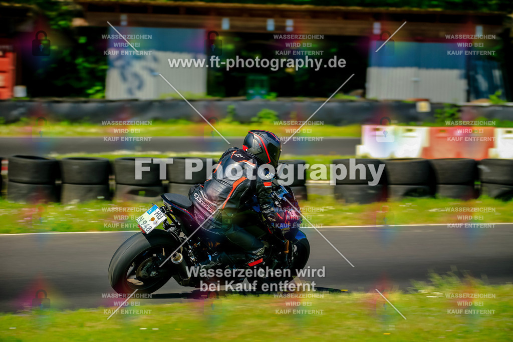 _NBG3978 | Hier findet Ihr Bilder von Touristenfahrten auf der Nürburgring Nordschleife oder von anderen Veranstaltungen die ich besucht habe. Viel Spass beim Durch Schauen 