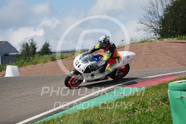 2024_05_13_PBK_15249 | Sportfotografie; SlowMotion; Video; Rennstrecke; Hafeneger; Speer; Racing; RSE; BMW; CBO; Trackday; Motorsportarena; Hockenheimring; Brno; Most; Barcelona; Valencia