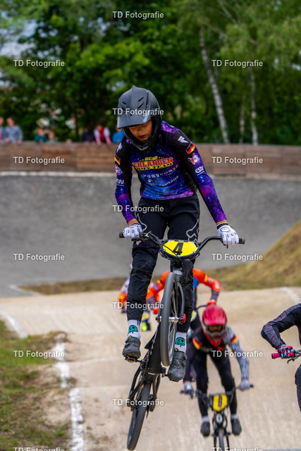 BayBMX2026-06267 | Fotogalerie von Thomas Dettweiler mit Eventbildern und lizenzfreien Fotos. Perfekt als Wandbild, für Büro, Website oder private Nutzung. - Realisiert mit Pictrs.com