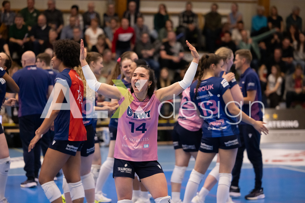 Volleyball I Frauen I Saison 2025-2026 I Volleyball NLA | Women I 1/2 Finals I  VC Kanti Schaffhausen - Sm'Aesch Pfeffingen I 18.03.2026 | 14 Romina Schnyder (CH) (Sm'Aesch Pfeffingen) – Libera - Realisiert mit Pictrs.com