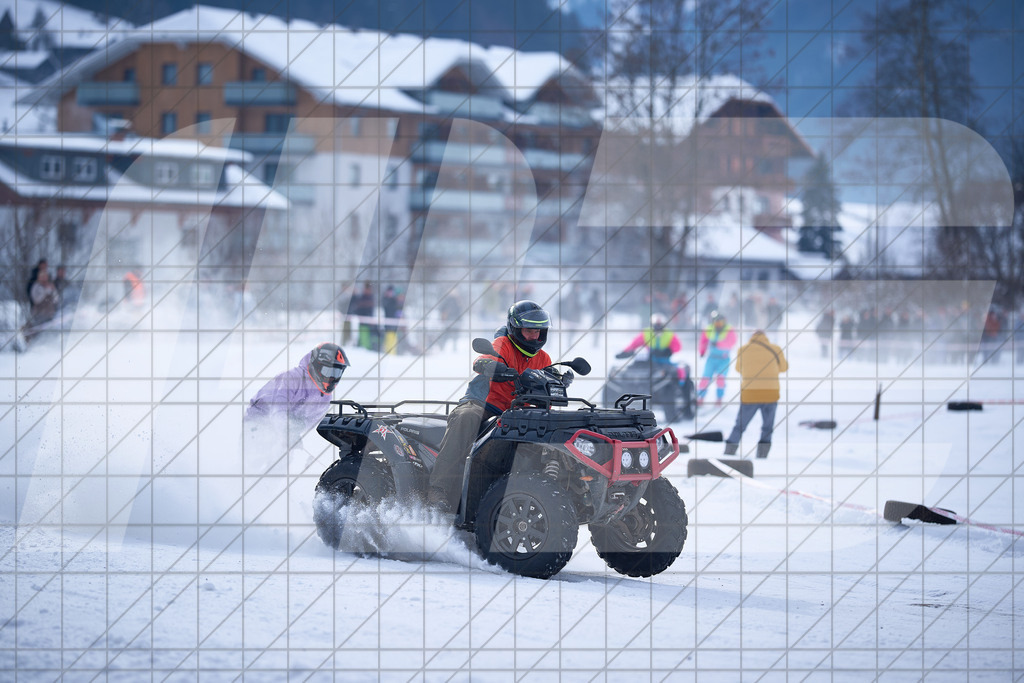 11. Holzknecht Skijöring | Skijoering24.12.2025: 11. Holzknecht Skijöring in Gosau am Dachstein, Oberösterreich, ÖsterreichFoto: © 2025 Martin Bihounek