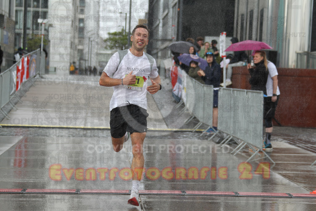 220917_1505_EV4_7201 | Sportfotografie im Rhein-Sieg Kreis, Köln, Bonn, NRW, Rheinland Pfalz, Hessen, etc. Unser Tätigkeitsfeld umfasst den Laufsport vom Volkslauf über den Marathon, Duathlon, Triathon bis zum Ultralauf wie Kölnpfad Ultra oder Schindertrail.